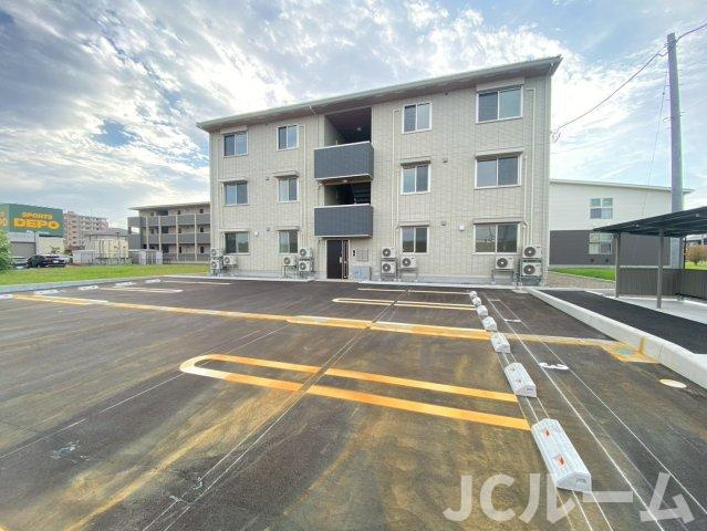 ルノン Ⅱの駐車場