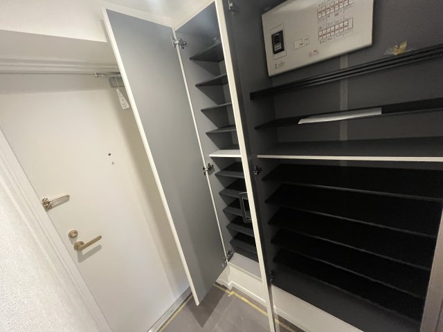 ライオンズマンション中央林間第７の収納|下足入れ