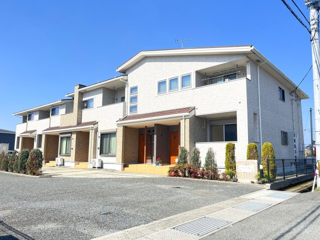 イースト　ワン　ハルズの外観