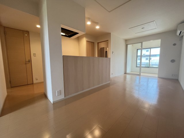 イースト　ワン　ハルズの居間・リビング