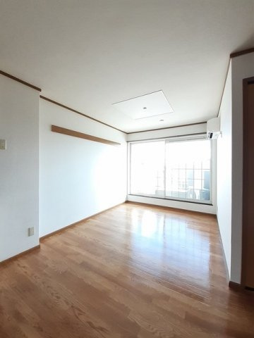 サンハイツの居間・リビング|リビングです