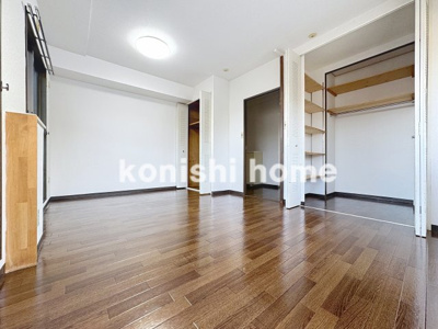 【居間・リビング】 | ドルフヤマノウチA | ※同タイプ、別部屋写真使用。