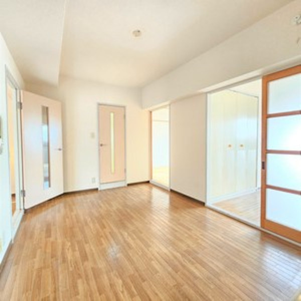 ファミール元桜田の居間・リビング