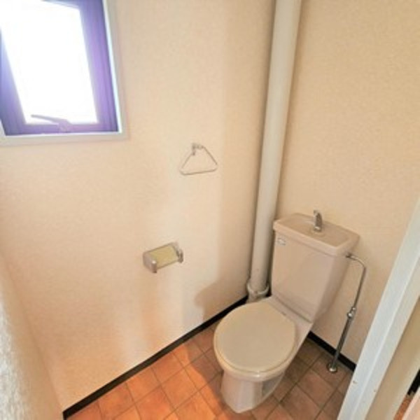 ファミール元桜田のトイレ