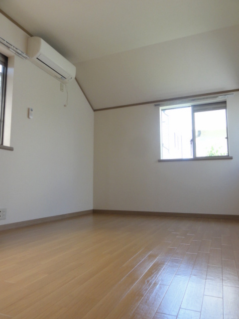 アイビーハウスの居間・リビング|★北側の洋室★