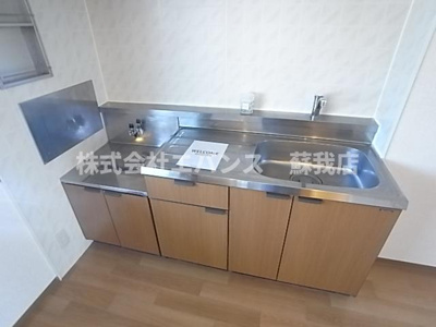 【キッチン】 | ピュアリバー | コンパクトなキッチンで掃除もラクラク