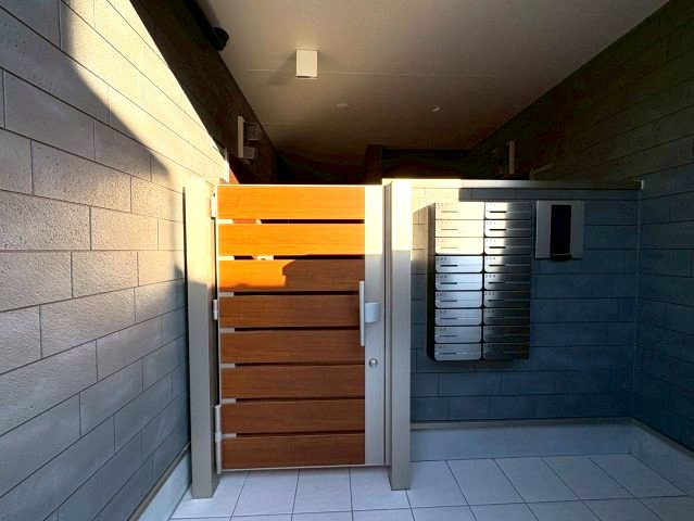 F+style藤井寺道明寺1号館のエントランス
