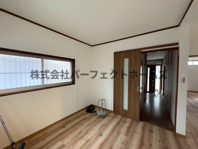 茄子作2丁目戸建　賃貸の居間・リビング|使いやすいリビングです