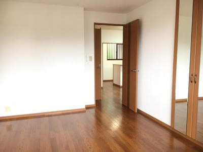 【内装】 | Ｃｈｅｚ－ｍｏｉ 神畑（シェモアカミハタ） | 洋室②