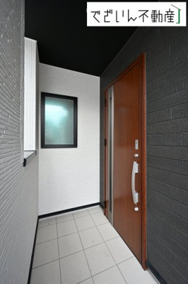 【玄関】 | LIGNAGE東松山市石橋  【平屋】新築住宅 | ≪2号棟≫
現地(2025年9月撮影)