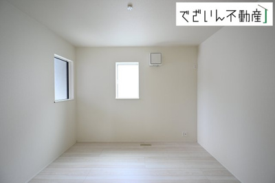 【洋室】 | LIGNAGE東松山市石橋  【平屋】新築住宅 | ≪2号棟≫
現地(2025年9月撮影)