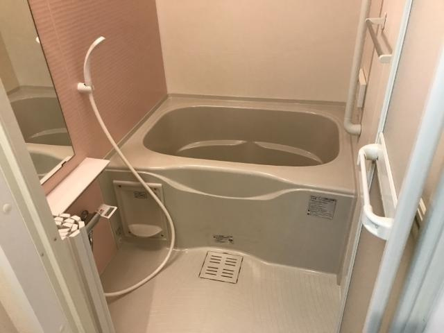 エイチ・ツーオー新深江の浴室|ユニットバス