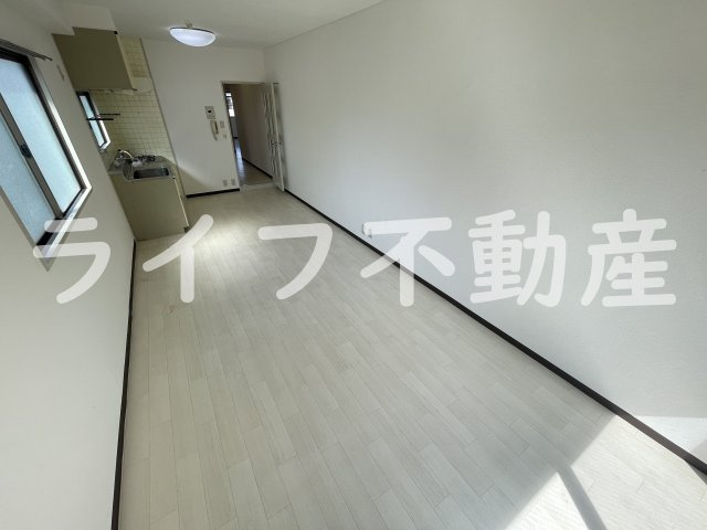ベルメゾン伍の坪の洋室|ゆったりした洋室です
