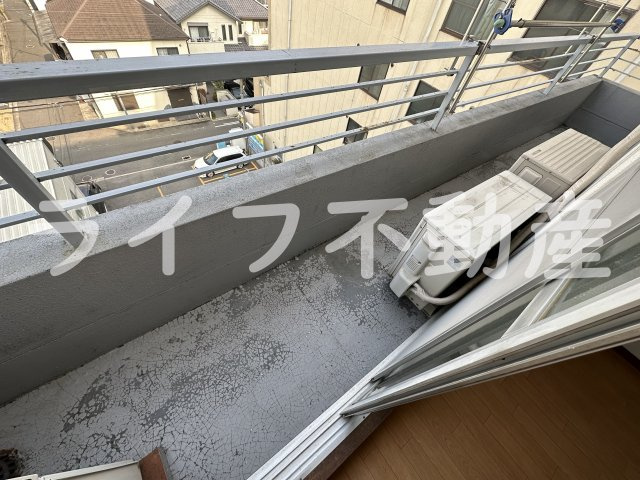 大谷ビルのバルコニー|落ち着いた時間を過ごせるバルコニーです