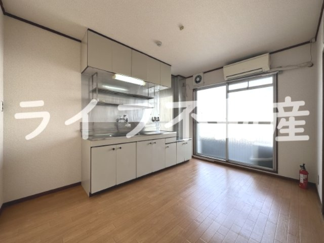 大谷ビルの居間・リビング|居間です