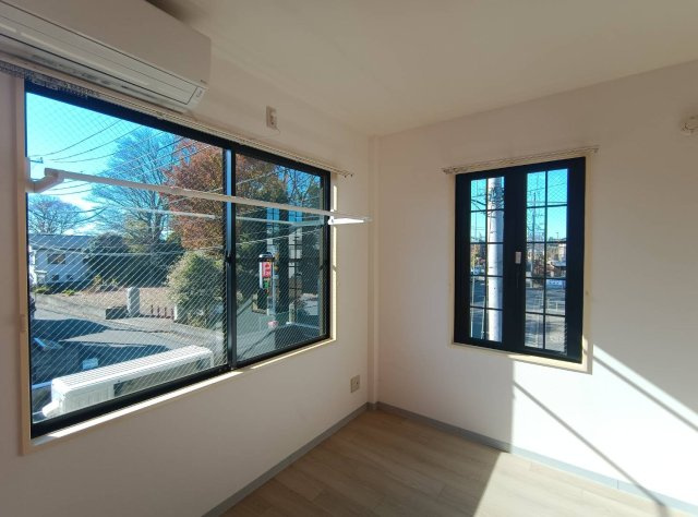 府中市白糸台６丁目のアパートのロビー