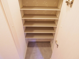 【玄関】 | グランドゥールⅤ　B棟