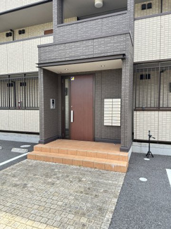 【エントランス】 | グランドゥールⅤ　B棟