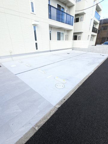D-ROOM都賀2丁目Ⅲ棟の駐車場