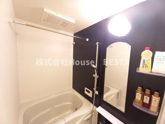 プレサンスブルーム新神戸の浴室