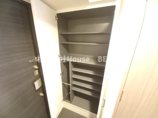 プレサンスブルーム新神戸の収納