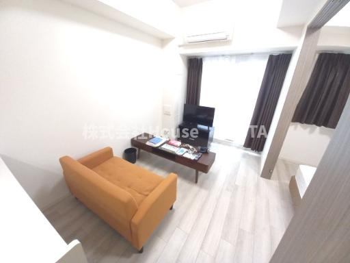 プレサンスブルーム新神戸の居間・リビング