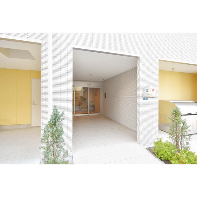 DAP大和田のエントランス|建物の内部です