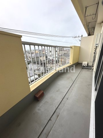 サンハイツ中之島のバルコニー