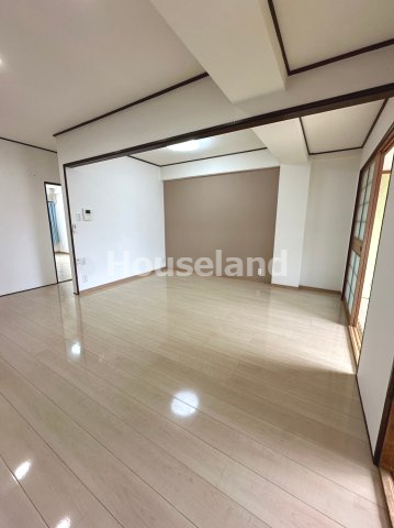 サンハイツ中之島の居間・リビング