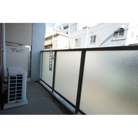 ロイヤルヒルズ浦和のバルコニー