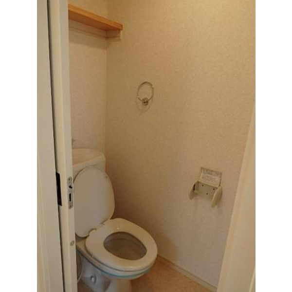 ヨーロピアンシャレー城南町のトイレ|清潔感のあるトイレです☆