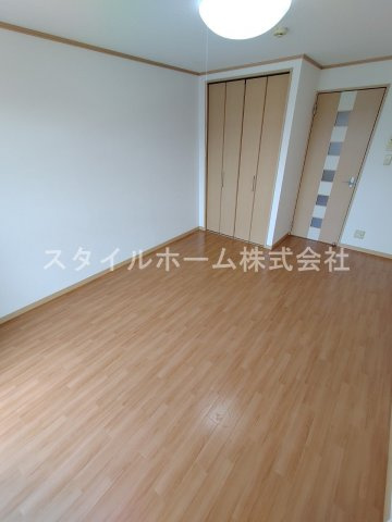 ライフパーク・アレイの居間・リビング|別部屋写真です。