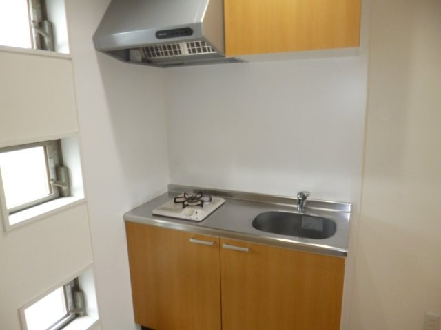 Al Sole Aのキッチン|ガスコンロ付きシステムキッチン