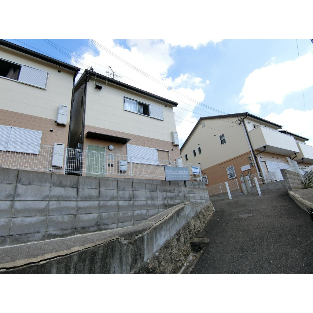 ｻﾞ ﾊｳｽ ｵﾌﾞ ﾏﾀﾞﾑｼﾞｭｴﾙ  A1棟の展望|外観は落ち着いています