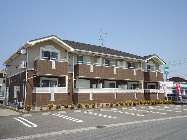 クロス　マウンテンの外観