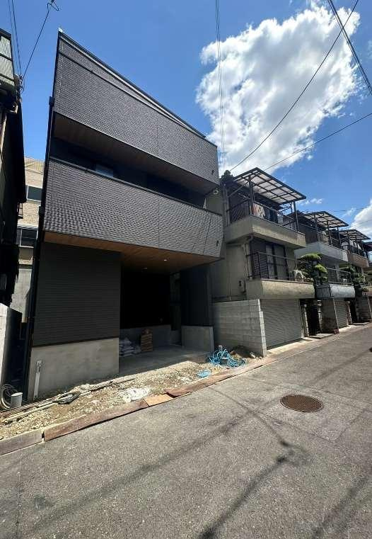 豊中市宝山町　新築一戸建