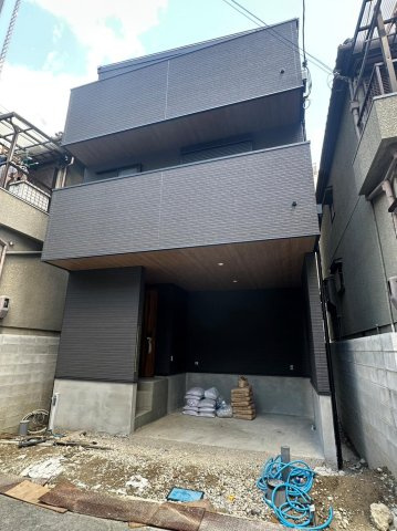 豊中市宝山町　新築一戸建の外観