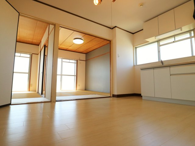 メゾン中島の内装