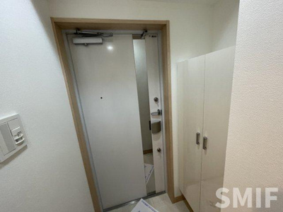 【玄関】 | パークフラッツ新大阪