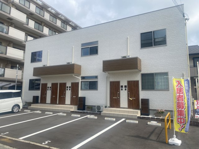 アイリスパレス