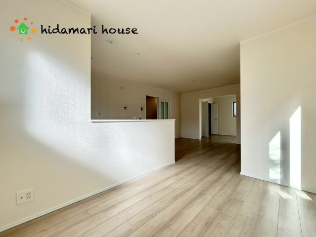 桶川市上日出谷　新築戸建　ハートフルタウンAの居間・リビング