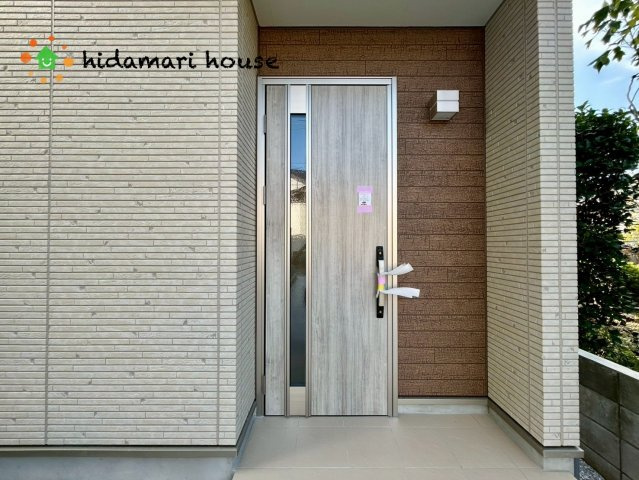 桶川市上日出谷　新築戸建　ハートフルタウンAの玄関