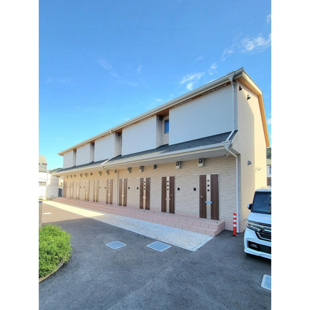 エル　アンバル