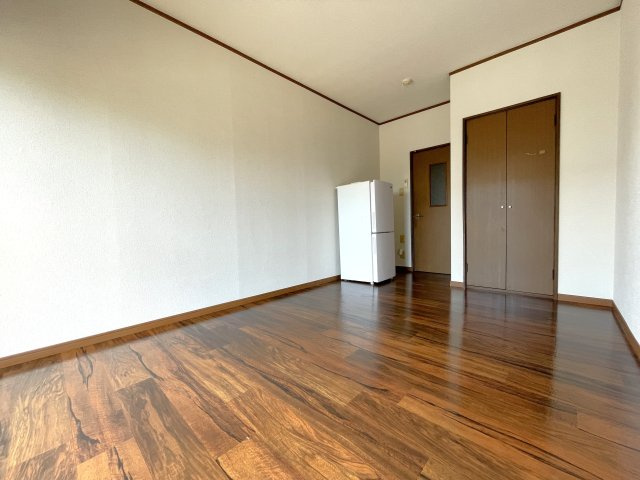 イーストベルパーソンズの洋室