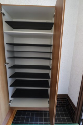 【玄関】 | 小田原貸住宅 | シューズボックス