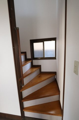 【内装】 | 小田原貸住宅 | 階段