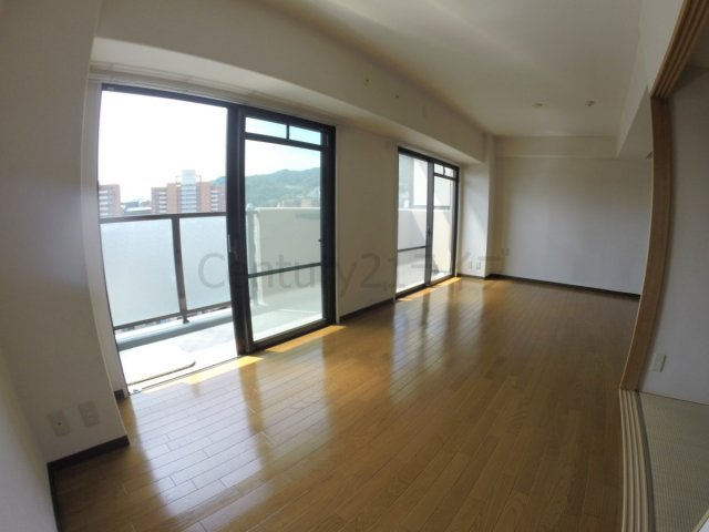 【居間・リビング】 | カデット真趣園宝塚