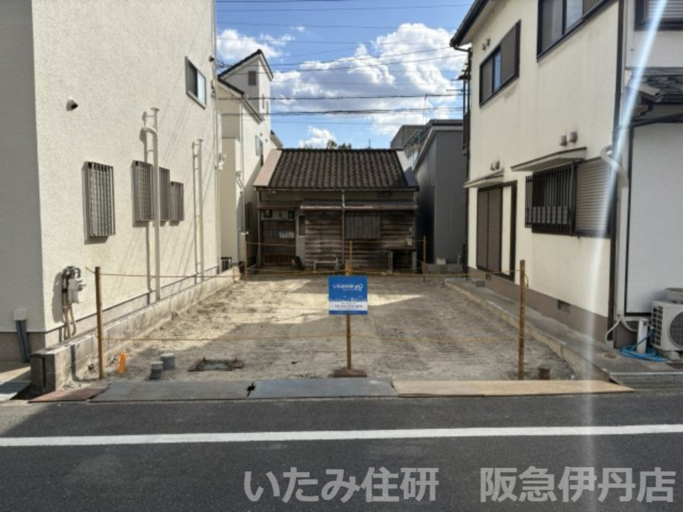 荒牧南3丁目の外観|現状「更地」です！前面道路が6m・上下水管の引込みあります！
