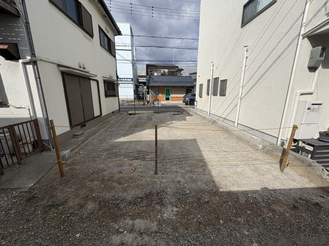 荒牧南3丁目の外観|17坪程ですが北側6ｍ、南側にも2ｍ通路があり、整形地でもありますので注文建築用地には最適です！