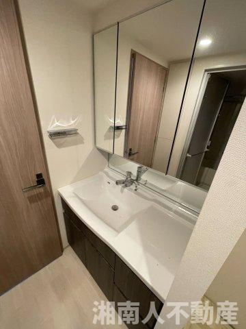 グレーシア湘南辻堂の独立洗面台|独立洗面台あり、毎朝おしゃれに忙しい女性の方におすすめです